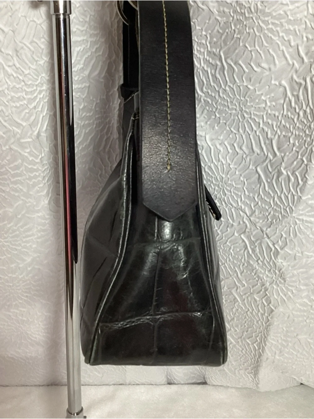 Dooney & Bourke Black Crocodile Embossed Leather Hobo Bag Classic Beauty